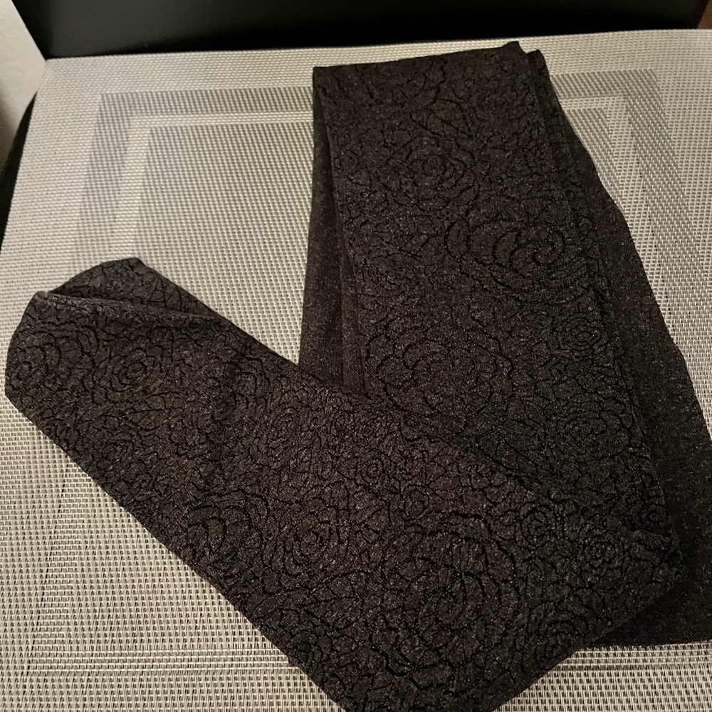 EMILIO CAVALLINI FIRENZE NWOT AUTHENTIC HEATHER GRAY FLORAL DESIGN TIGHTS